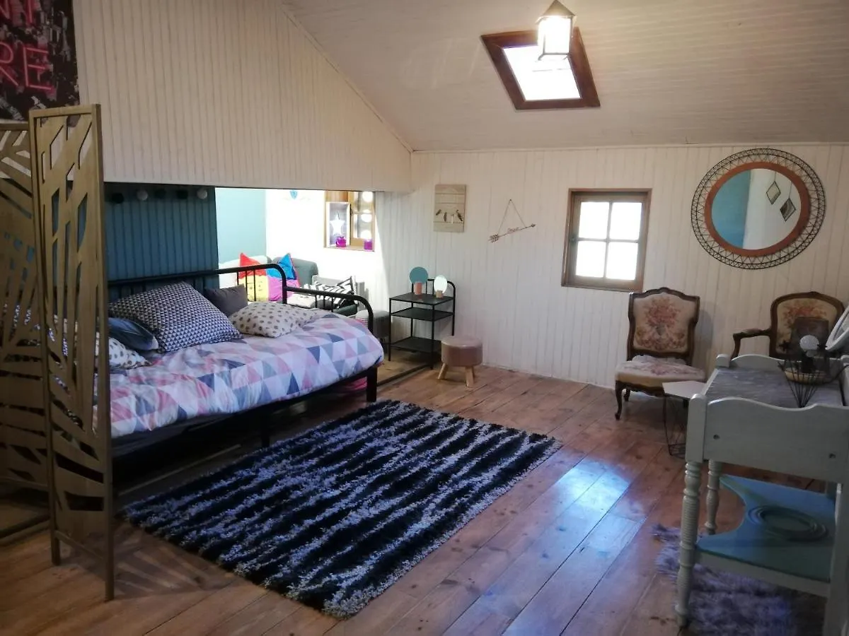 Grand Gite Au Coeur D'Un Charmant Village Miglos